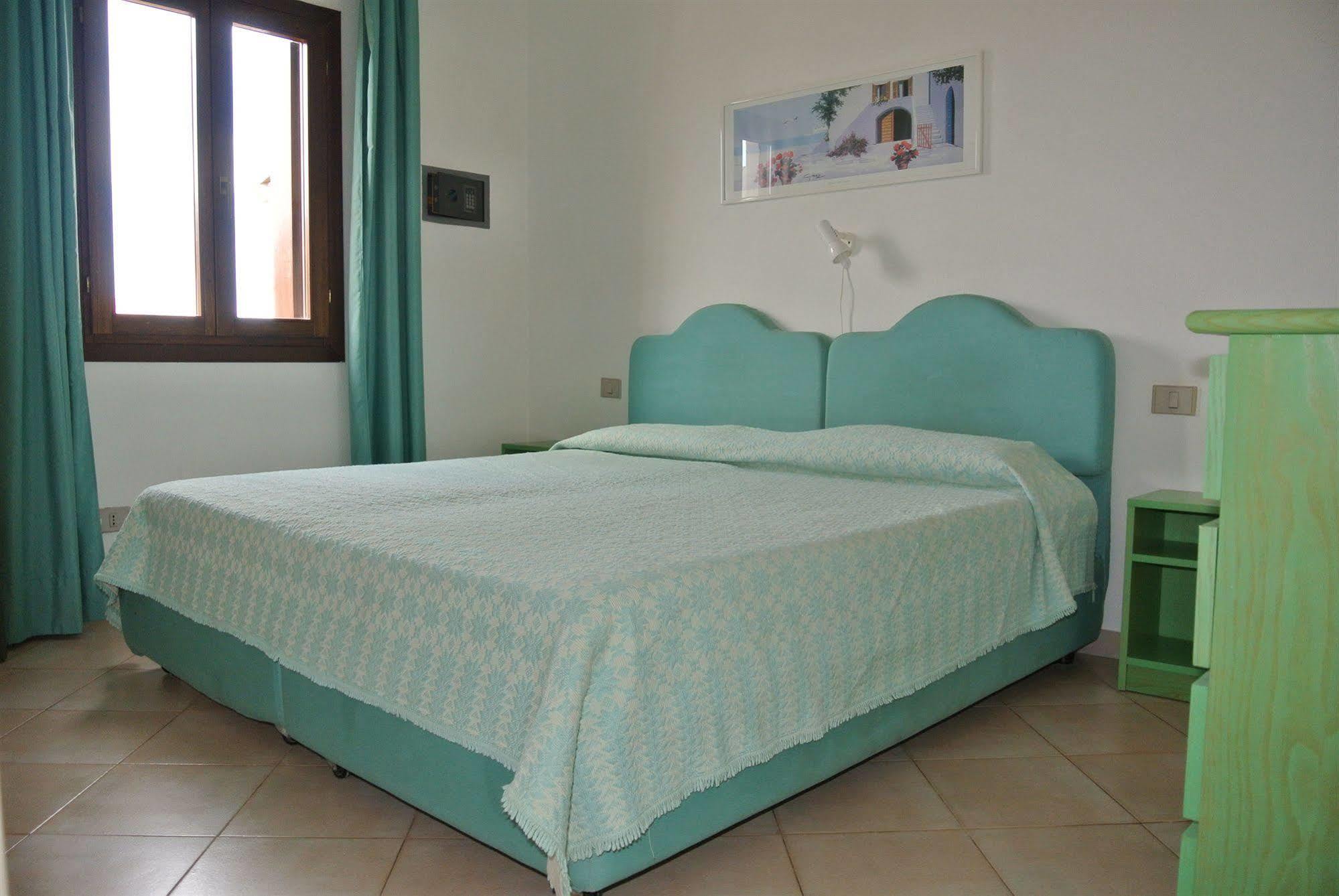 Sardinia Blu Residence Golfo Aranci Εξωτερικό φωτογραφία